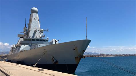 lutron marine palma majorca|HMS Diamond alongside in Palma as she sails home from Red .